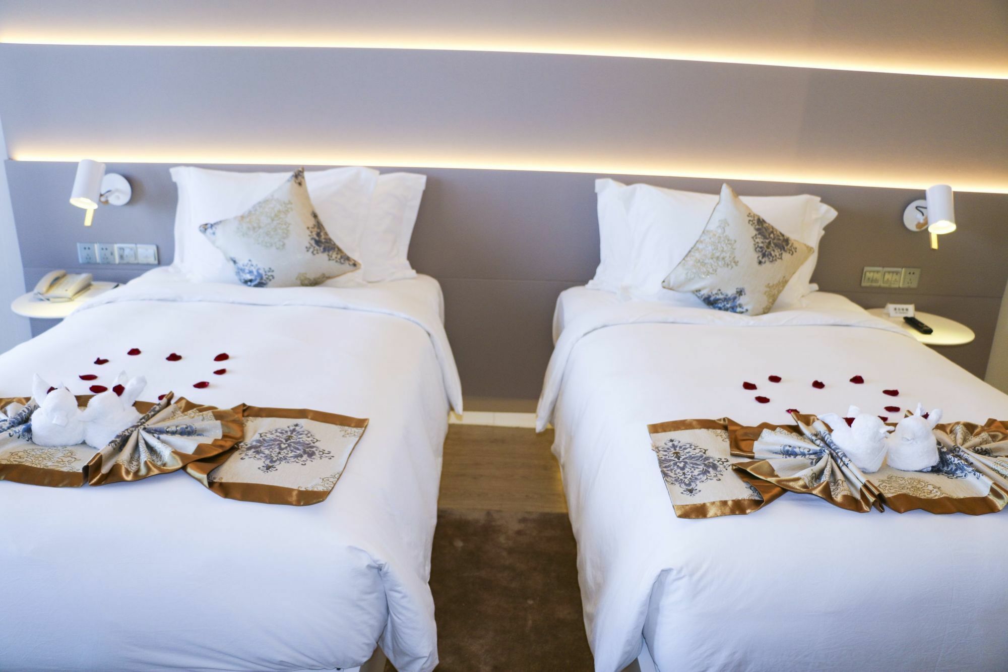 Sanya Phoenix Airport Hotel Екстериор снимка
