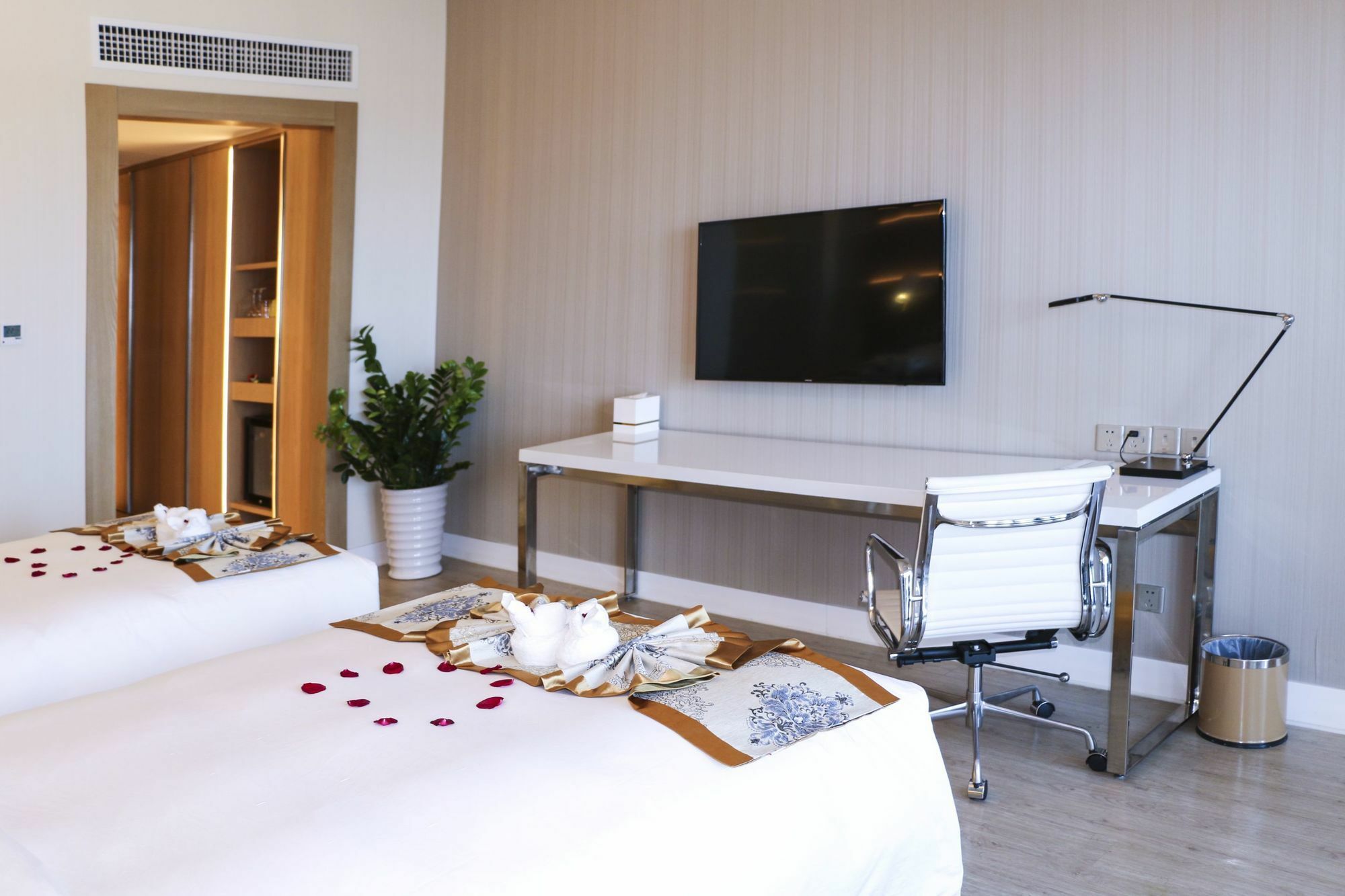 Sanya Phoenix Airport Hotel Екстериор снимка